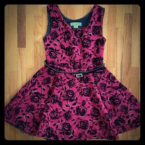 Girls sz 7 Christmas holiday dress w/ belt and top